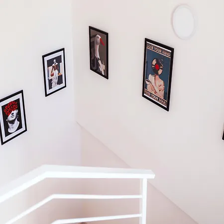 Art Boutique 레 카스텔라